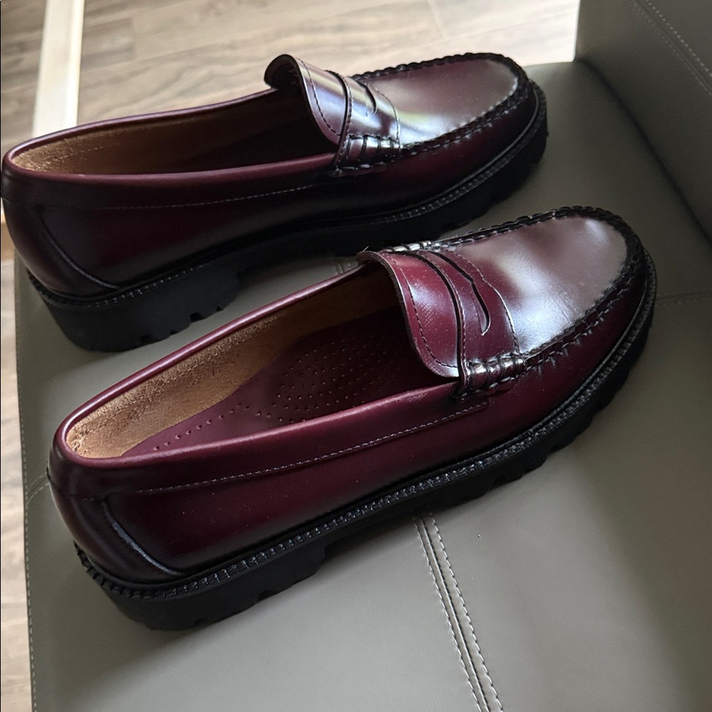 G.H. Bass & Co. Women's Burgundy Loafers - Picture 2 of 3